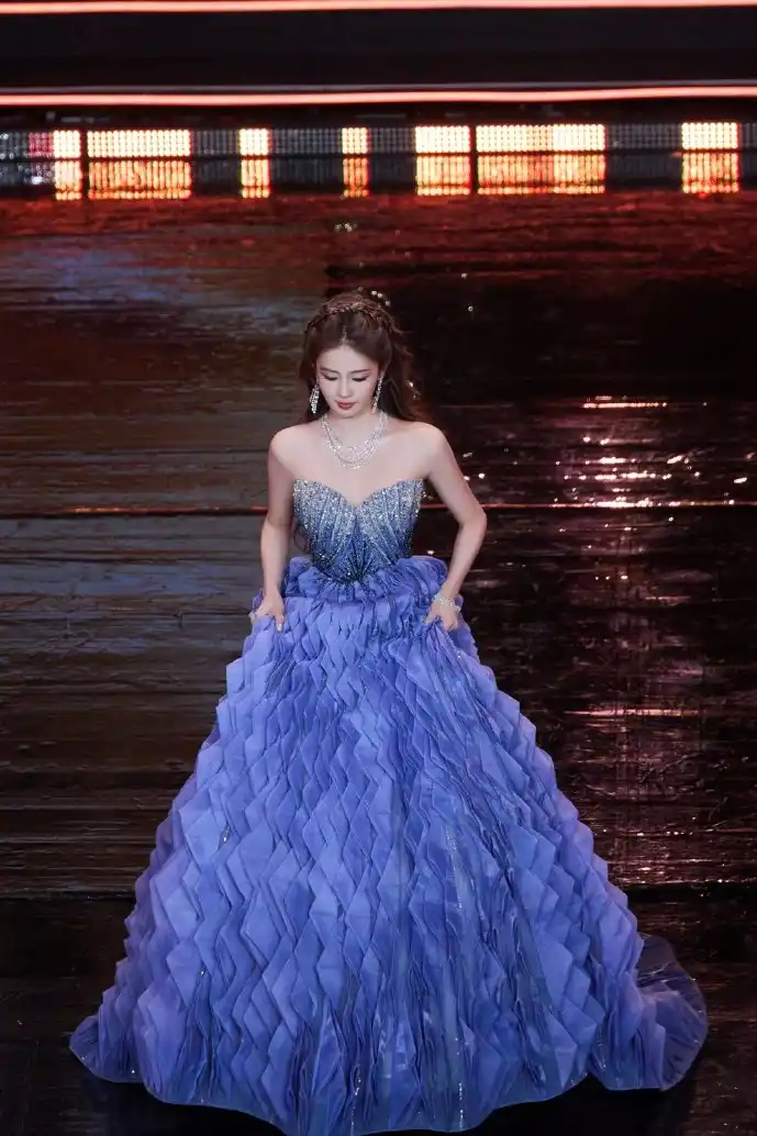 下载易视云AI监控界面